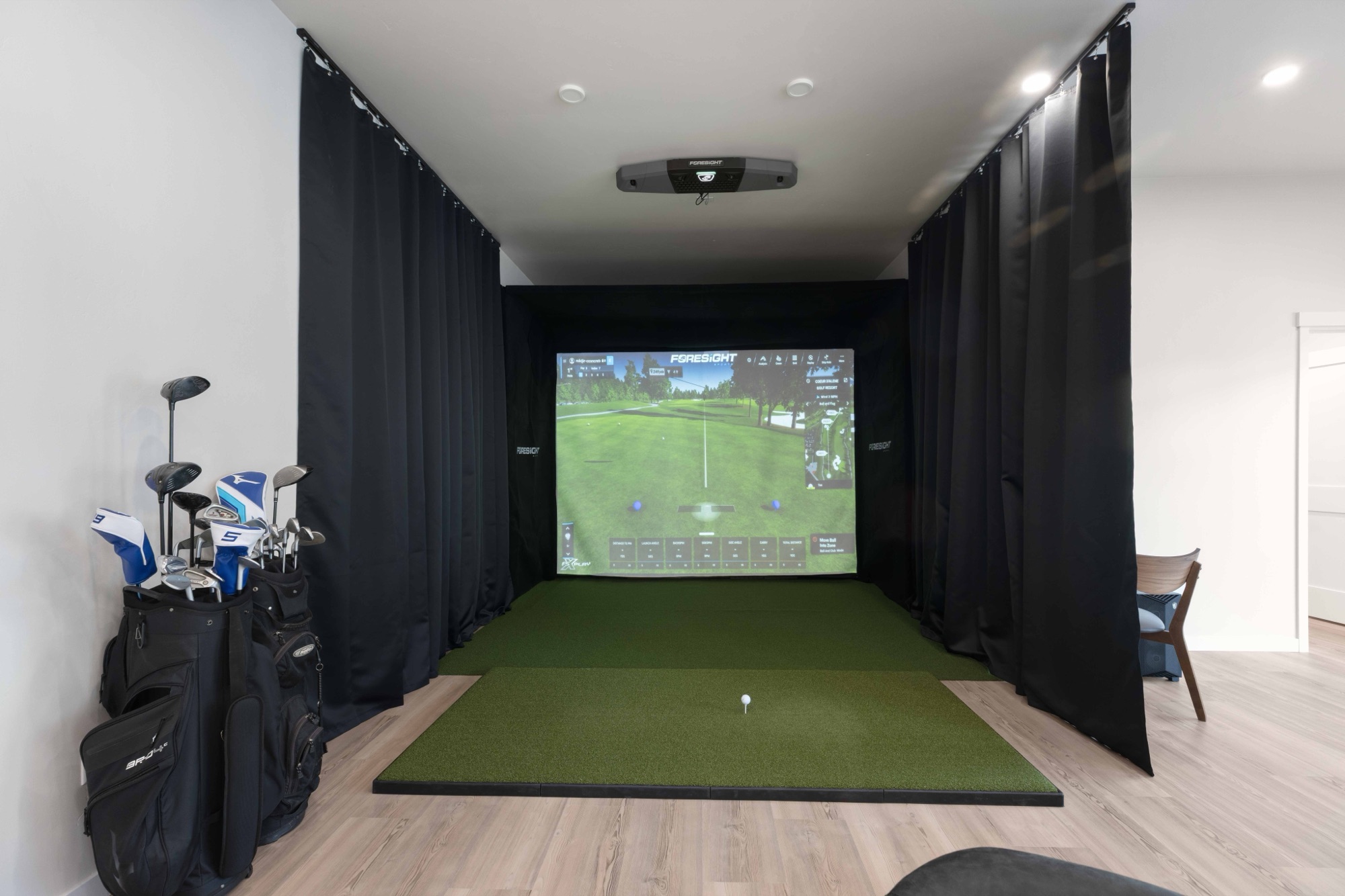 VR golf simulator bay in the members clubhouse